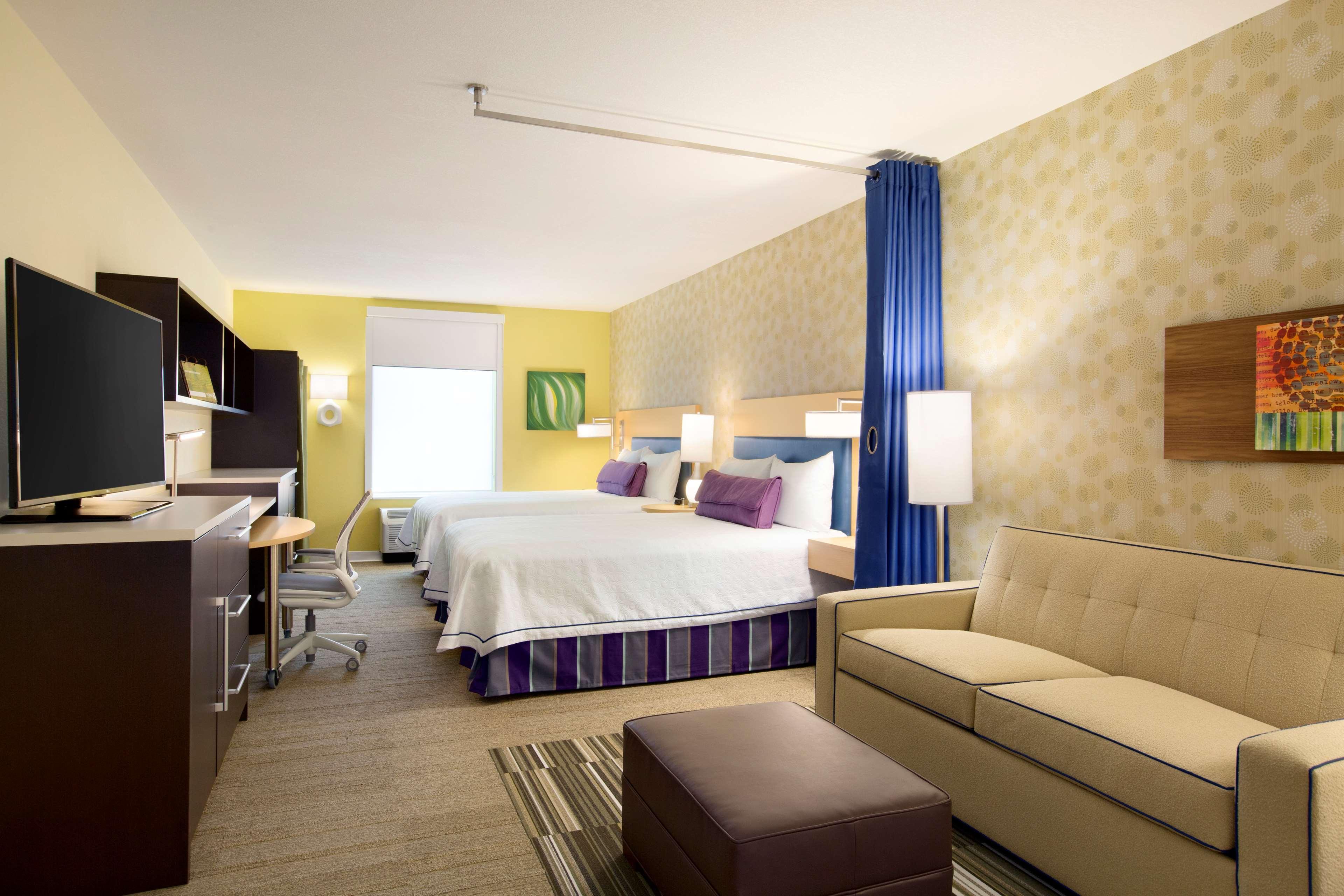 Home2 By Hilton Energy Corridor 3*